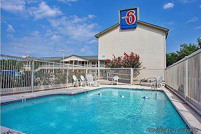 Motel 6-Kerrville, Tx Bagian luar foto