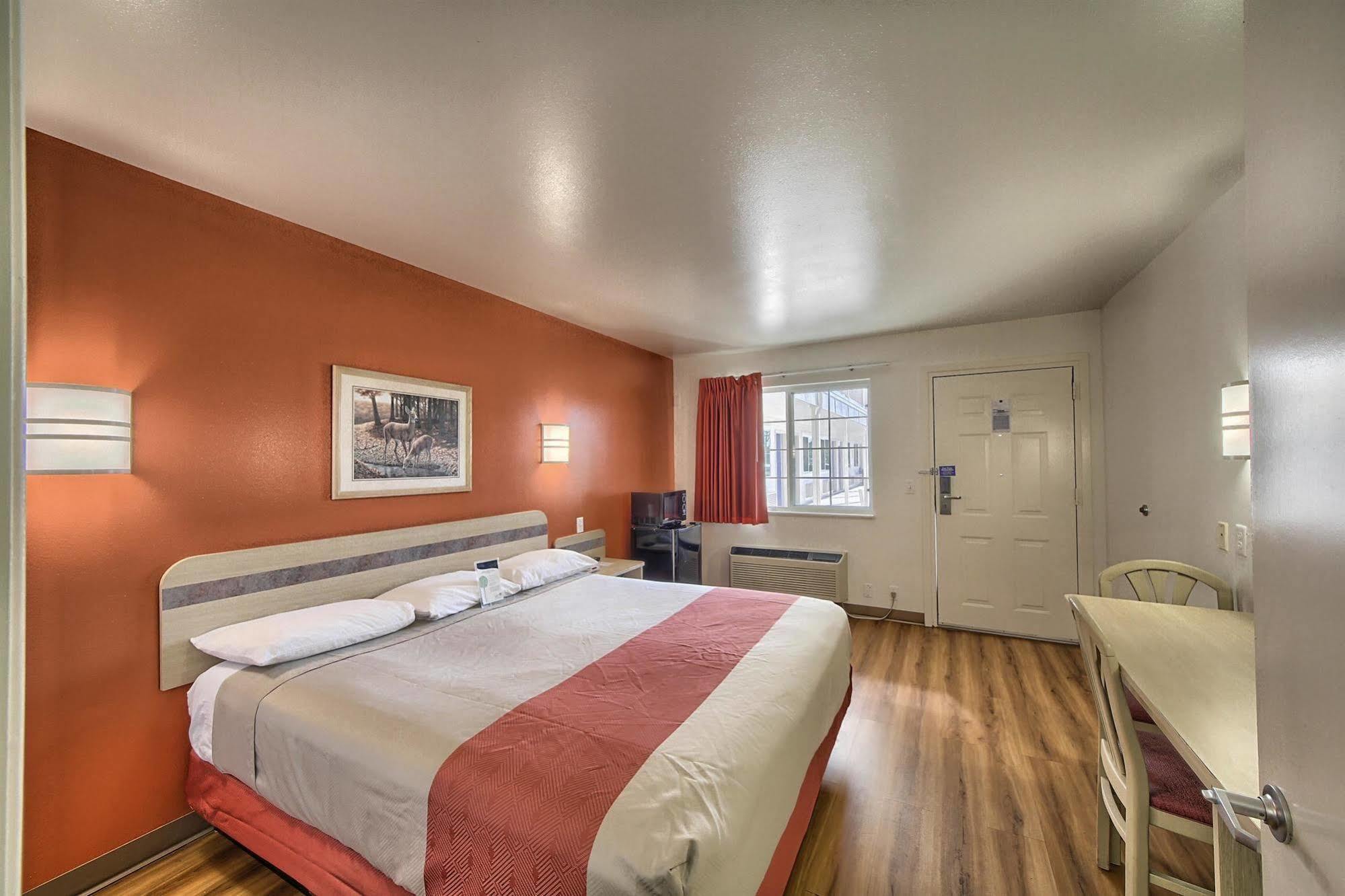 Motel 6-Kerrville, Tx Bagian luar foto