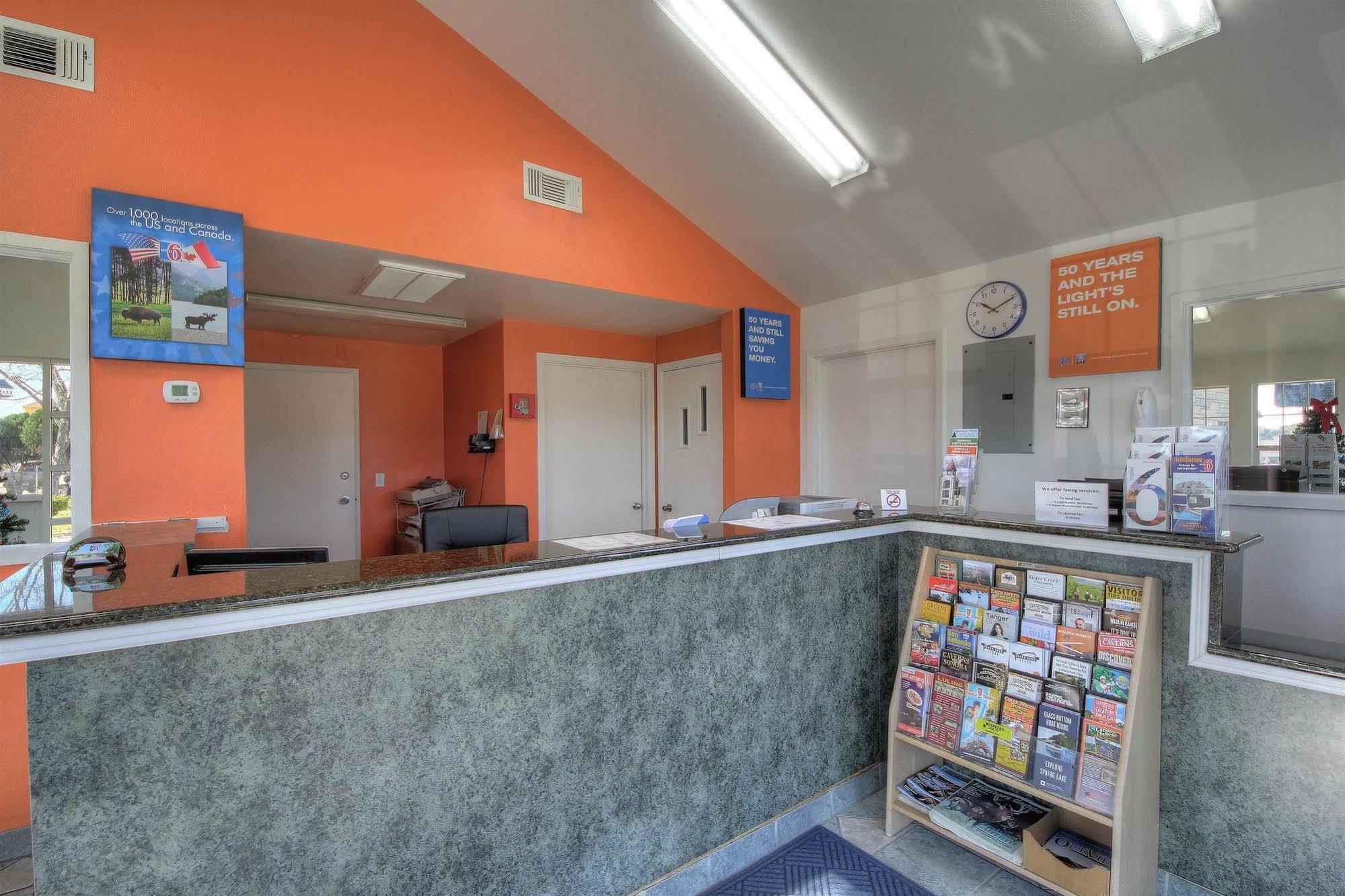Motel 6-Kerrville, Tx Bagian luar foto