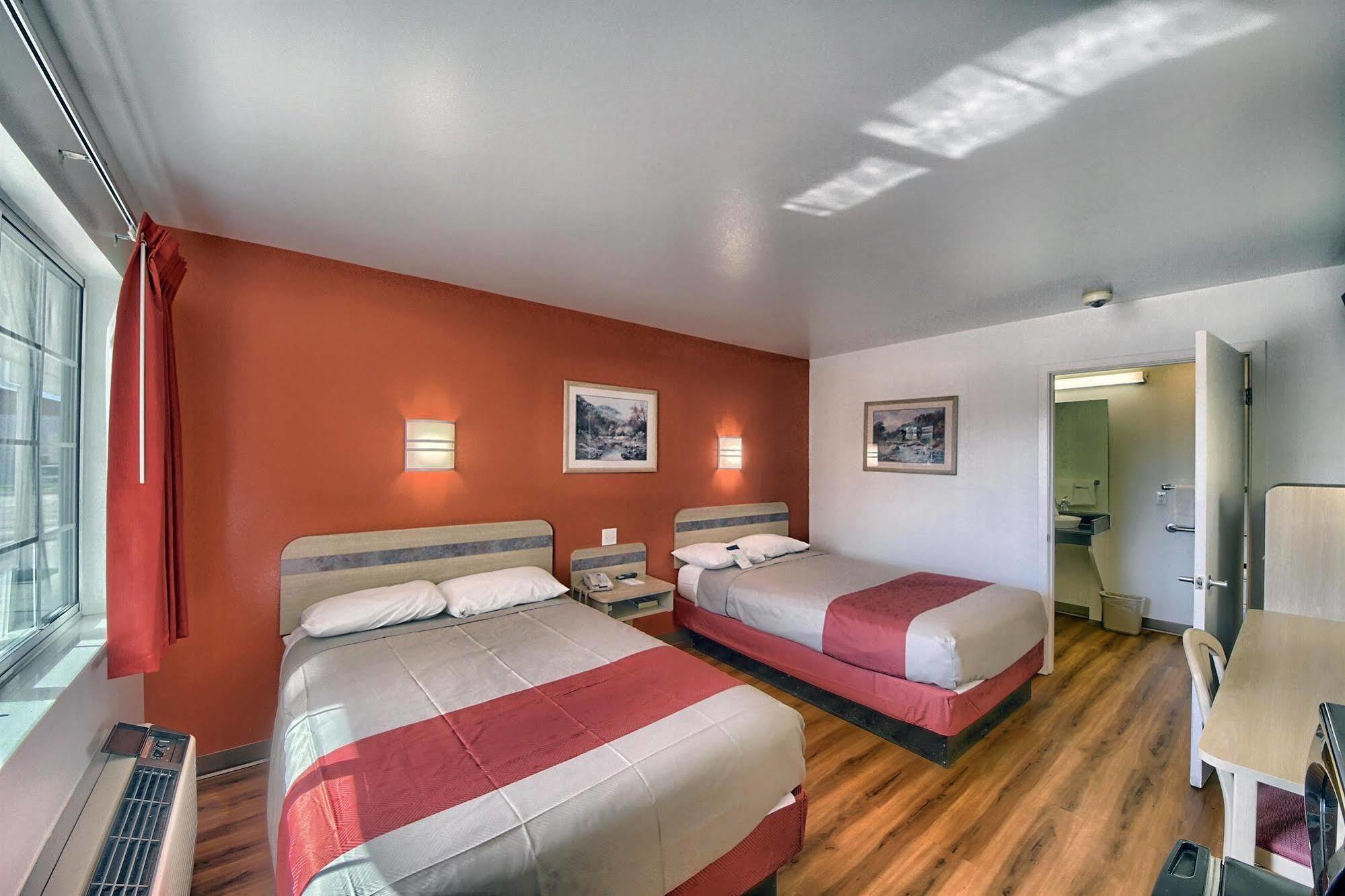 Motel 6-Kerrville, Tx Bagian luar foto